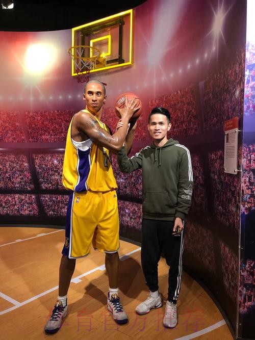 NBA球星蜡像长啥样？乔丹忍了，科比也忍了，唯独姚明我忍不了
